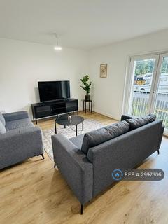 1 bedroom in a flat share to rent, Auchentoshan Terrace, Glasgow, G21