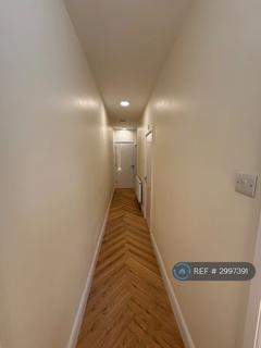 2 bedroom flat to rent, Ridley Road, London, NW10