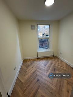 2 bedroom flat to rent, Ridley Road, London, NW10