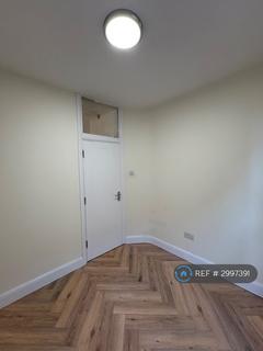 2 bedroom flat to rent, Ridley Road, London, NW10