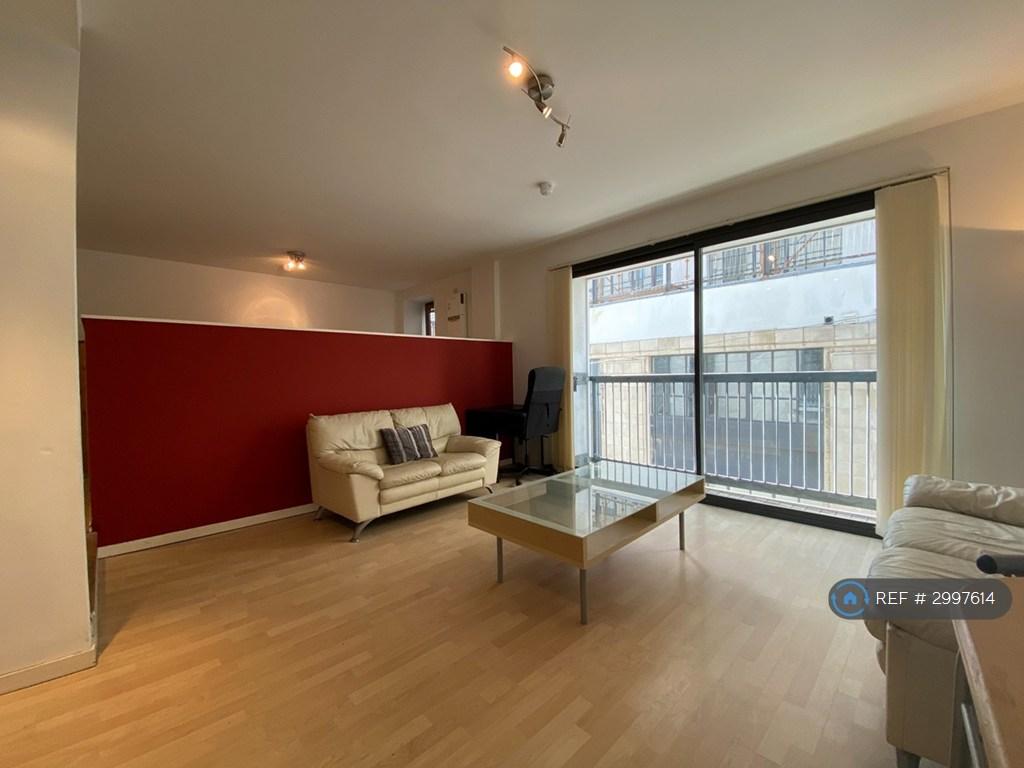 Apartment in Liverpool - View 3