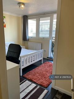 2 bedroom flat to rent, Vesage Court, Holborn, London, EC1N