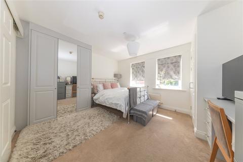 2 bedroom apartment for sale, The Limes, Newport Pagnell, Buckinghamshire, MK16