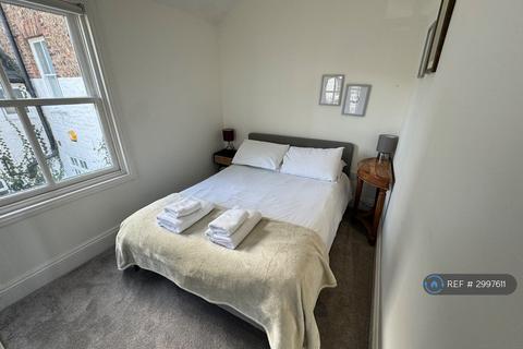 1 bedroom flat to rent, Garden  Devoshire Place, Brighton, BN2