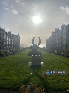 1 bedroom flat to rent, Garden  Devoshire Place, Brighton, BN2