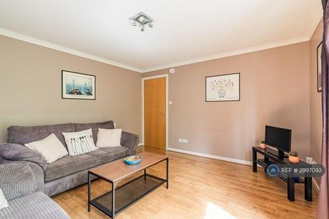 2 bedroom flat to rent, Stenhouse St West, Edinburgh, EH11