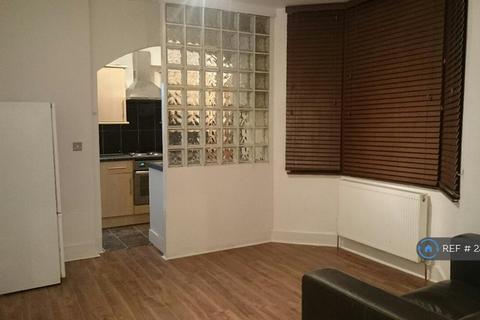 2 bedroom flat to rent, Caledon Road, London, E6