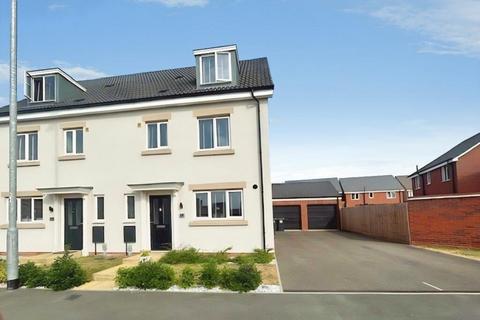 4 bedroom semi-detached house for sale, Magenta Way, Burton Joyce NG14
