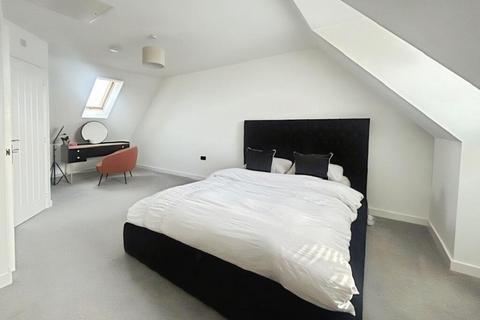 4 bedroom semi-detached house for sale, Magenta Way, Burton Joyce NG14