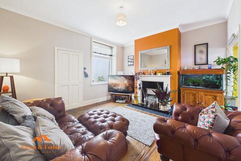 2 bedroom terraced house for sale, Manchester Road, Burnley BB11