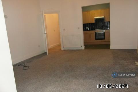 2 bedroom flat to rent, Durham Road, Gateshead, NE8