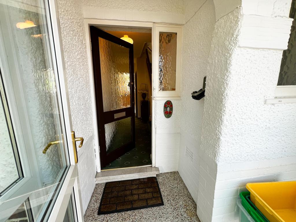 House in Solihull, Shirley - View 4