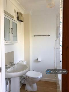 1 bedroom flat to rent, Caswell Court, Weymouth, DT3