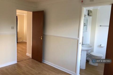 1 bedroom flat to rent, Caswell Court, Weymouth, DT3