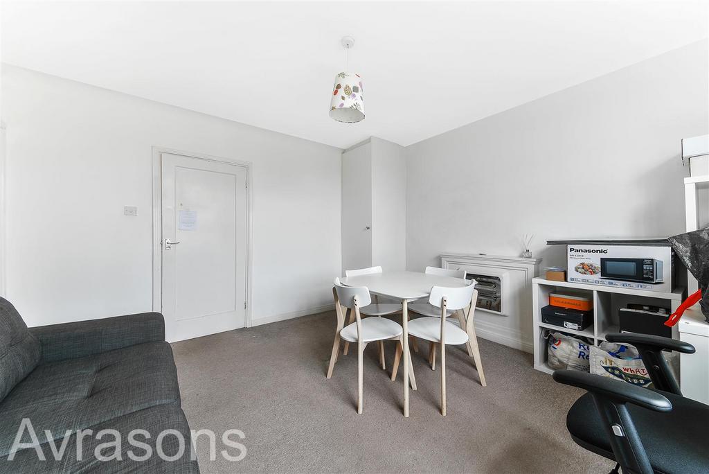 Apartment in London - More