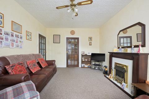 2 bedroom semi-detached bungalow for sale, 30 Woodhead Street, High Valleyfield, KY12 8SQ