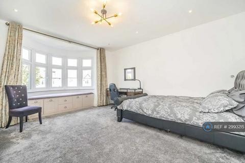 5 bedroom semi-detached house to rent, Dawson Road, London, NW2