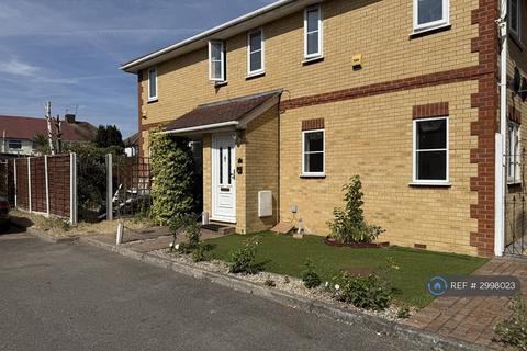 2 bedroom maisonette to rent, Gardner Place, Feltham, TW14