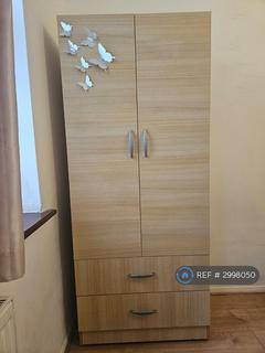 1 bedroom in a house share to rent, May Terrace, Ilford, IG1