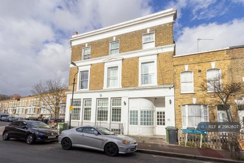 2 bedroom flat to rent, Royal Archer, London, SE14