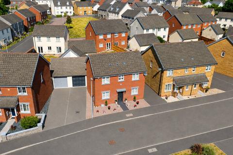 3 bedroom detached house for sale - Beauchamp Walk, Swansea SA4