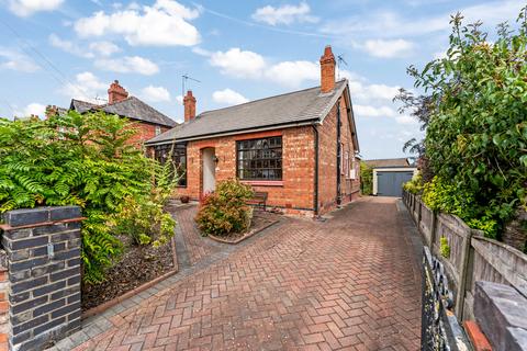 3 bedroom detached bungalow for sale, Hartford Road, Northwich, CW9