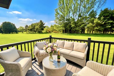 2 bedroom lodge for sale, York YO42