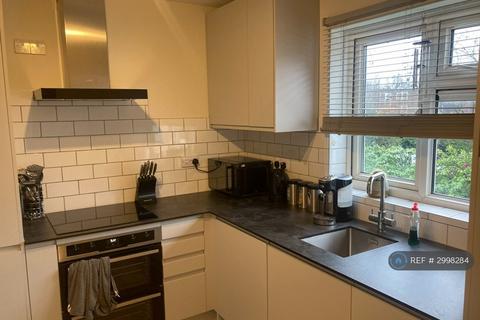 1 bedroom flat to rent, Forest Road, London, E17