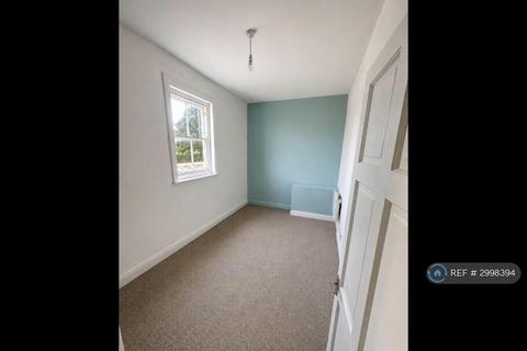 2 bedroom flat to rent, Lincoln Road, Market Rasen, LN8