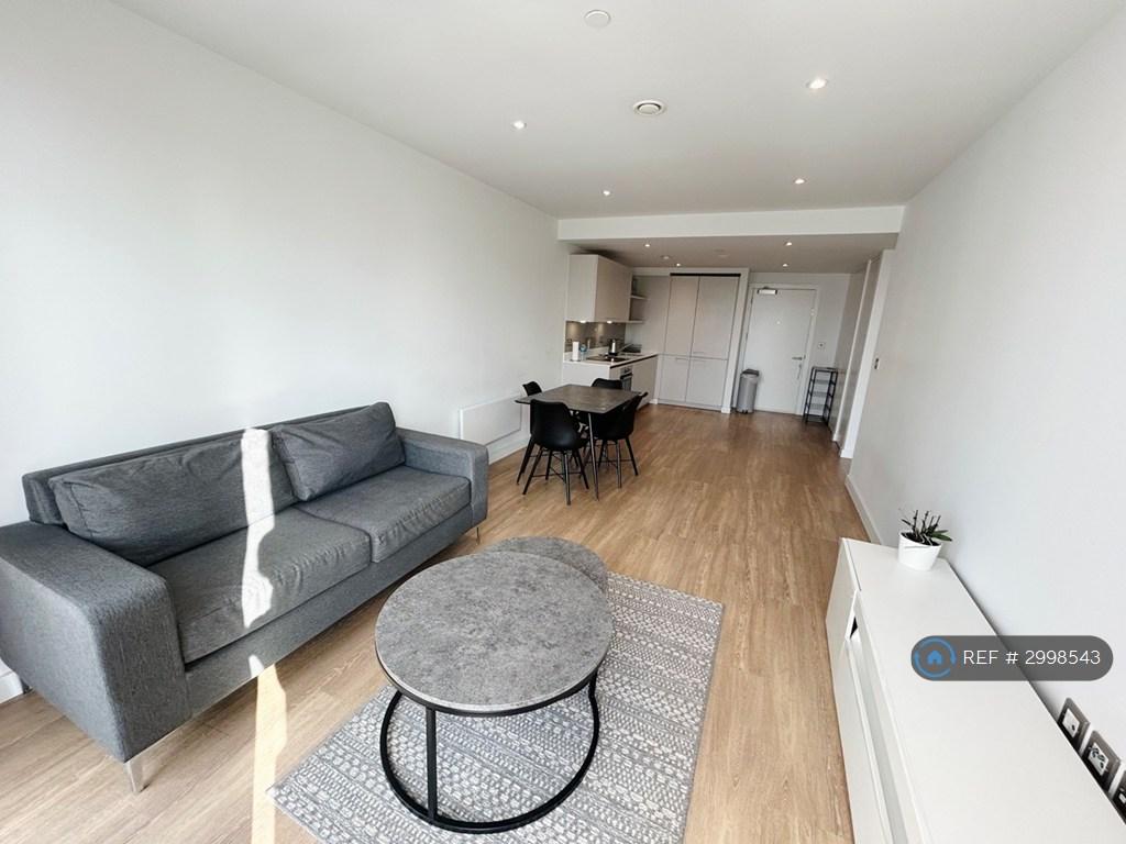 Apartment in Manchester, City Centre - View 5