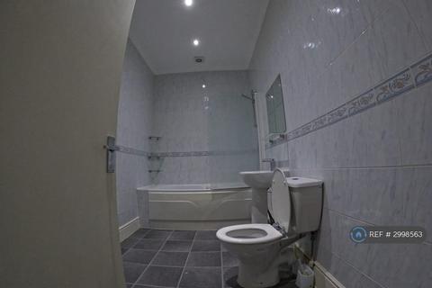 2 bedroom flat to rent, Beverley Road, Hull, HU3