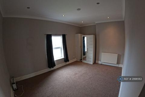 2 bedroom flat to rent, Beverley Road, Hull, HU3