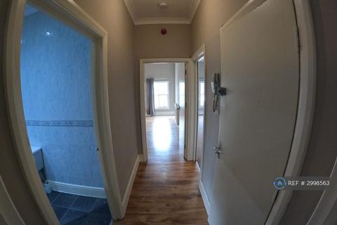 2 bedroom flat to rent, Beverley Road, Hull, HU3