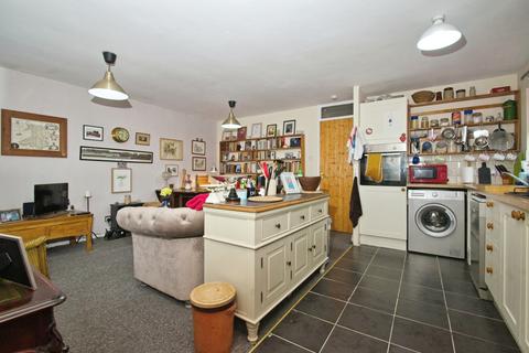 2 bedroom bungalow for sale, De Braose Close, Cardiff, CF5