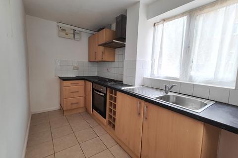 2 bedroom terraced house to rent, Thirlmere Close, Kettering NN16
