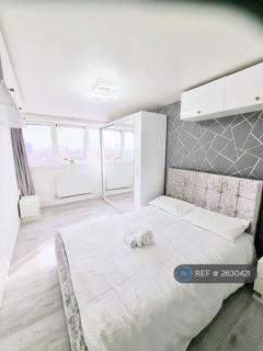 undefined, Ferrier Point, Canning Town, E16