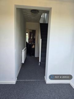 3 bedroom end of terrace house to rent, Burns Lane, Cwmbran, NP44