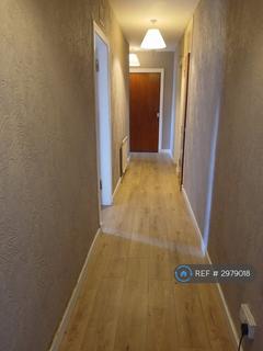 4 bedroom flat to rent, Ochil Crescent, Stirling, FK8