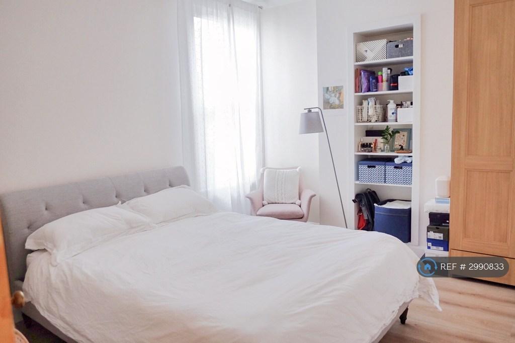 Apartment in London, Collier's Wood - View 5