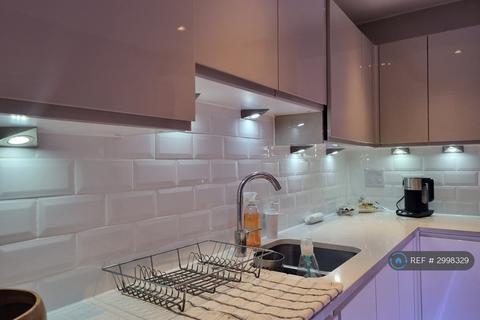 4 bedroom semi-detached house to rent, Yarrow Walk, Red Lodge, IP28