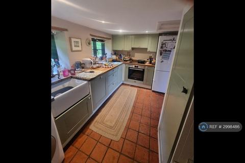 4 bedroom detached house to rent, Newtown, Sixpenny Handley, Salisbury, SP5