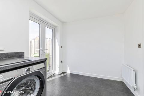 3 bedroom end of terrace house for sale, Huckleberry Court, Houghton le Spring, DH4