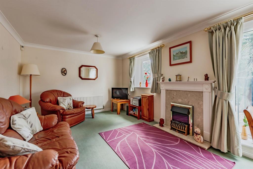 House in Redhill - View 3