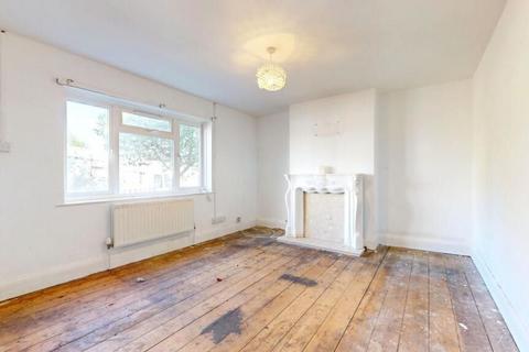 3 bedroom end of terrace house for sale, 8 Pine View, Platt, Sevenoaks, Kent, TN15 8LA