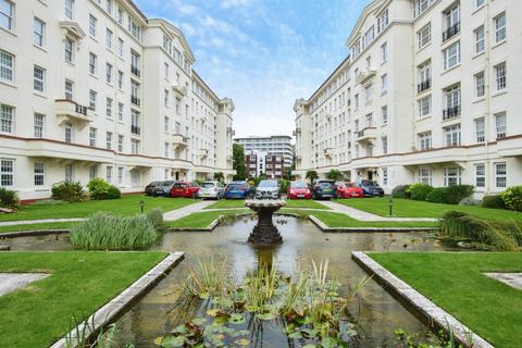 3 bedroom apartment for sale, Bath Road, Bournemouth