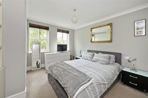 2 bedroom flat to rent, Sycamore Mews, London SW4