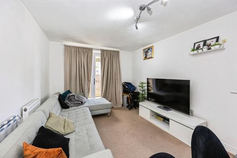 2 bedroom ground floor flat for sale, Drummond Grove, Willesborough, Ashford