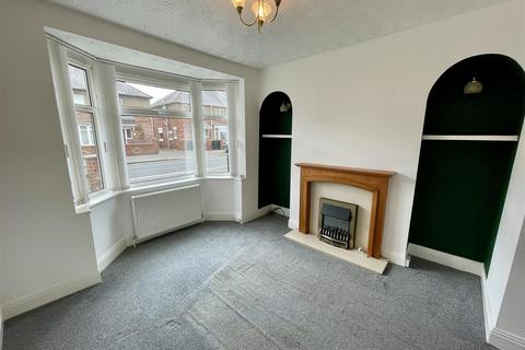3 bedroom semi-detached house for sale, The Fairway, Darlington