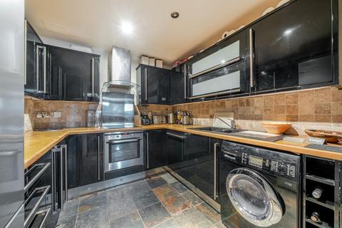2 bedroom flat for sale, Odessa Street, New Caledonian Wharf, SE16