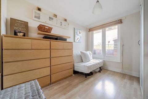 2 bedroom flat for sale, Odessa Street, New Caledonian Wharf, SE16